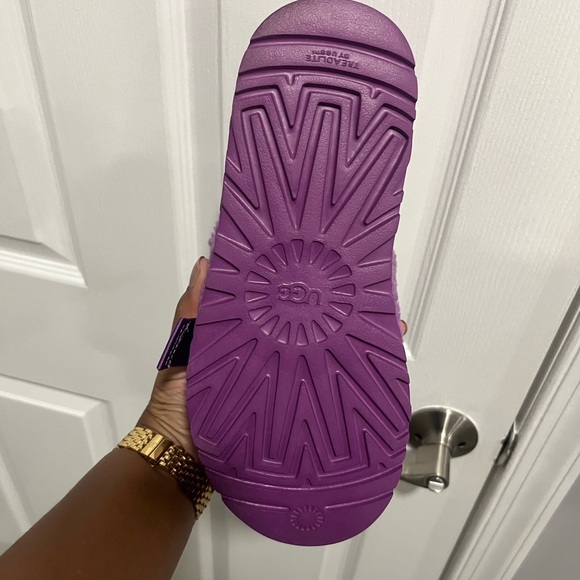 Ugg W Fluffita Slides - Picture 9 of 14